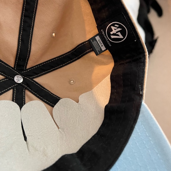 New York Yankees & blue jays cap ‘47 adjustable - Picture 6 of 7